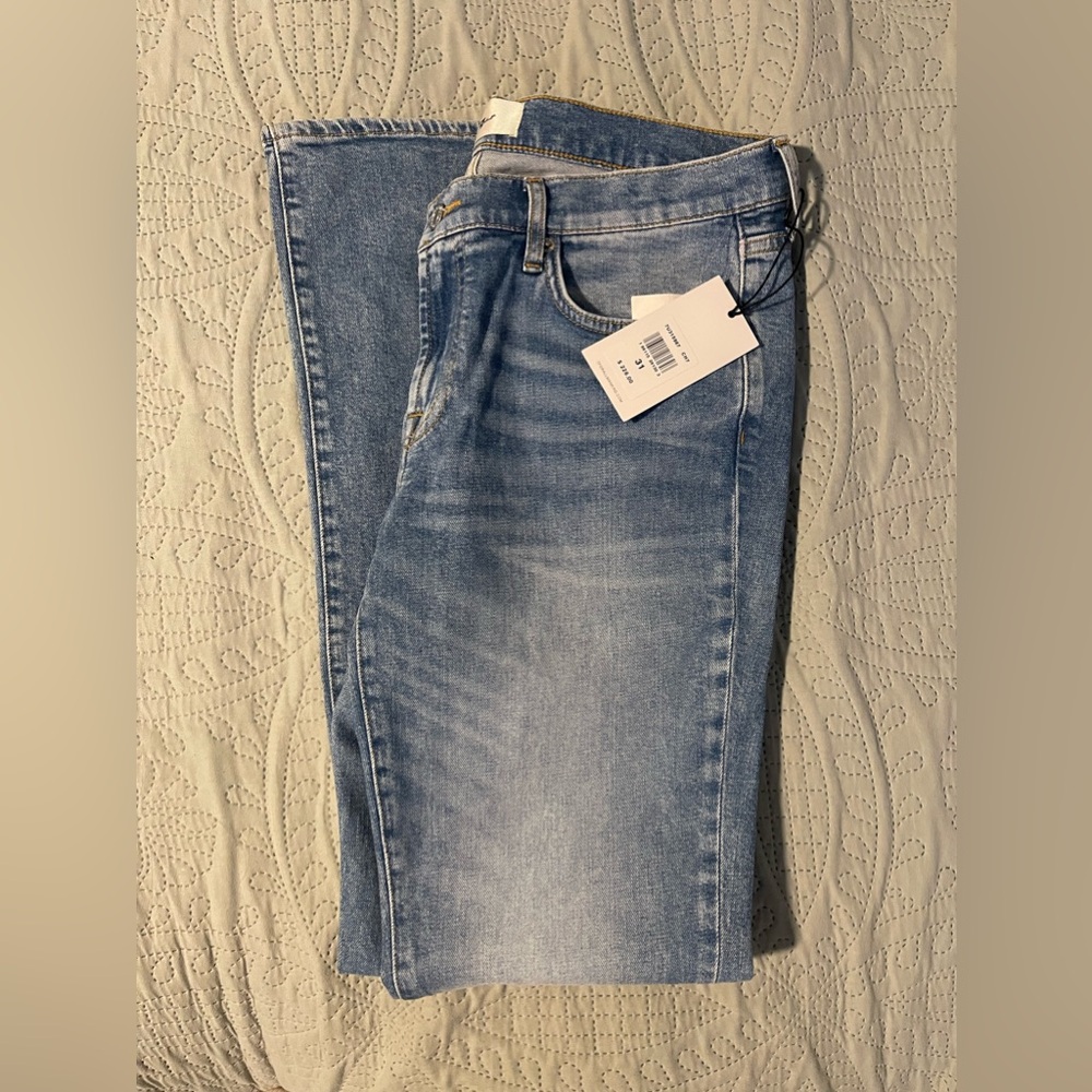 Low Ride Jeans - Picture 3 of 5